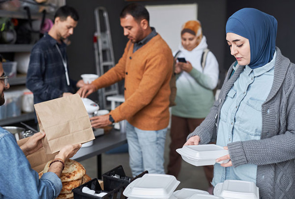 Členský štát EÚ nie je povinný automaticky uznať postavenie utečenca priznané v inom členskom štáte Články & Novinky #121 Súdny dvor Rozsudkom vo veci C-753/22 zo dňa 18.06.2024 rozhodol, že členský štát nie je povinný automaticky uznať... Prejsť na