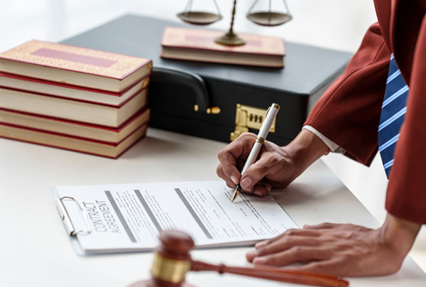 Rozhodovacie zloženie súdu, ktoré rozhoduje o veci musí samo rozhodnúť o jej výsledku Články & Novinky #123 Súdny dvor Rozsudkom v spojených veciach C-554/21, C-622/21 a C-727/21 zo dňa 11.07.2024 rozhodol, že rozhodovacie... Prejsť na článok