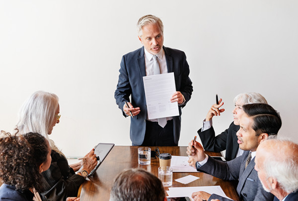 Rozdiely medzi konaním štatutárneho orgánu a obmedzením oprávnenia štatutárneho orgánu konať za spoločnosť